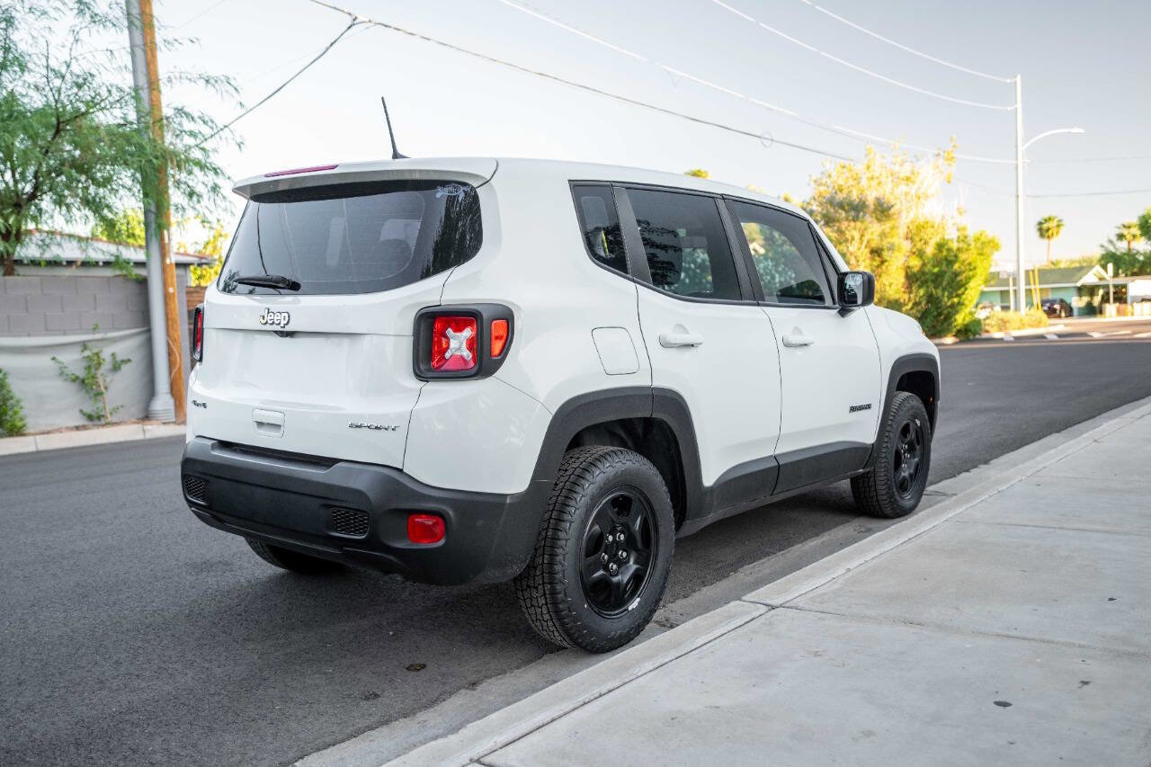Used 2022 Jeep Renegade Sport image 5
