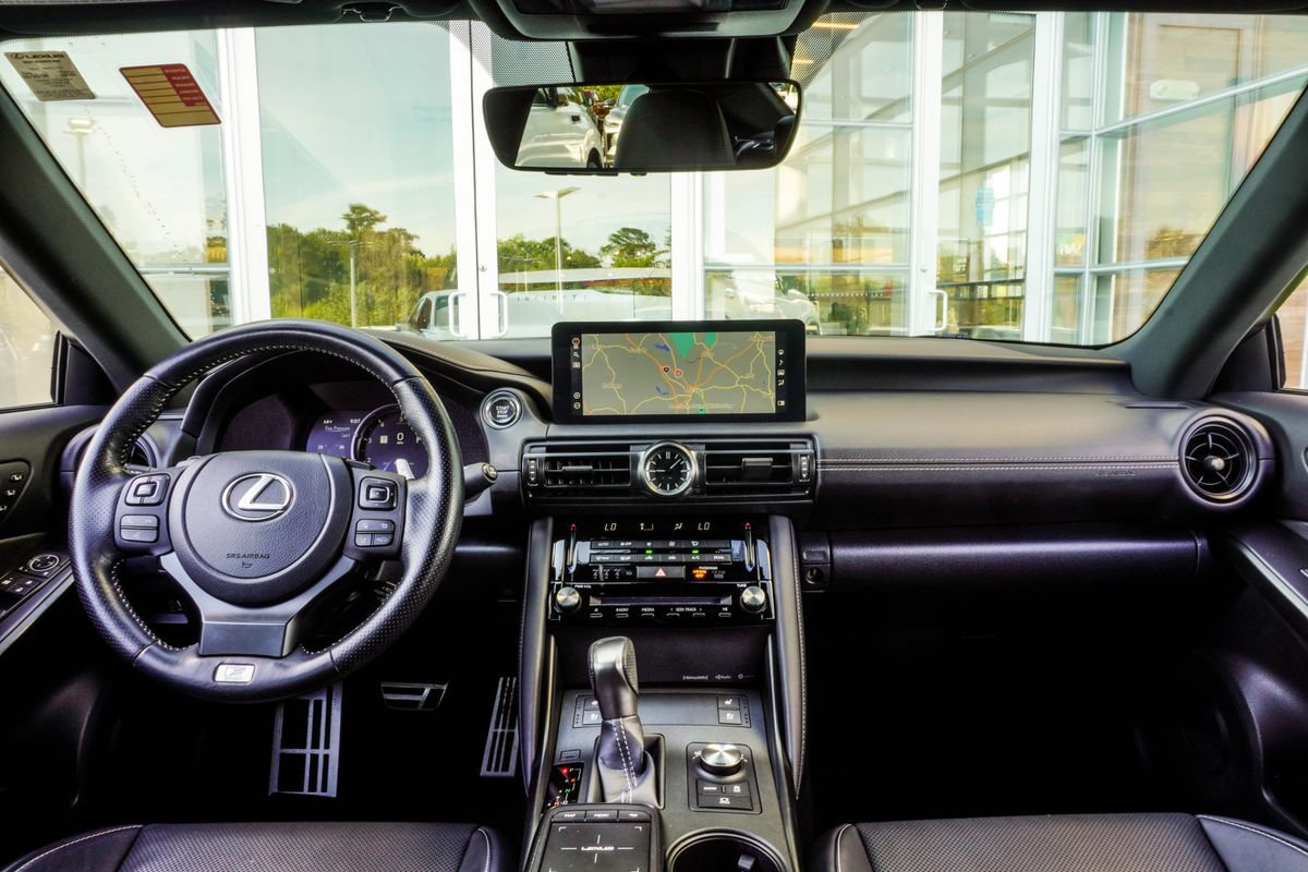 Used 2024 Lexus IS 350 F Sport w/ Navigation Package RWD image 4