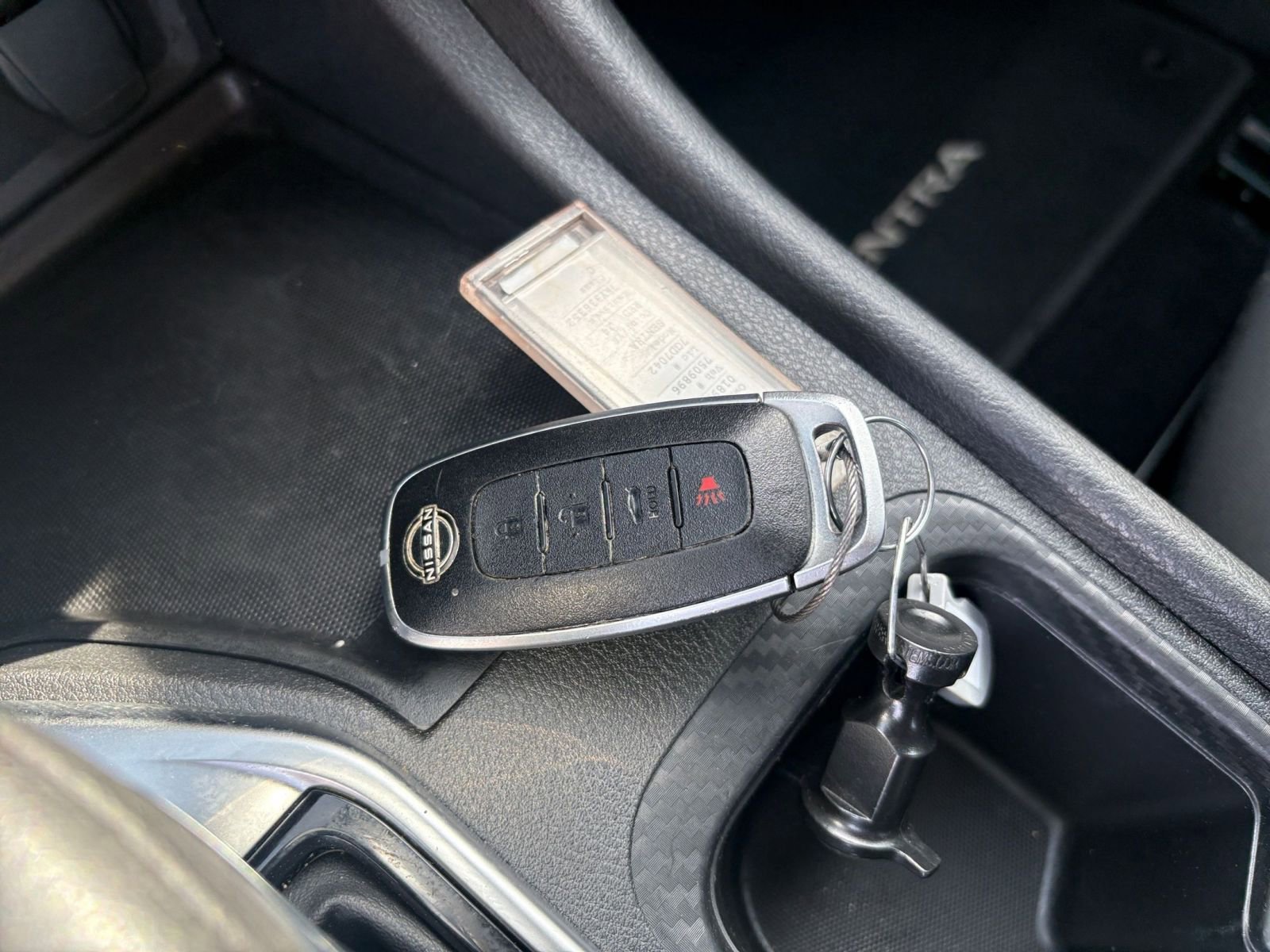 Used 2024 Nissan Sentra SV FWD image 21
