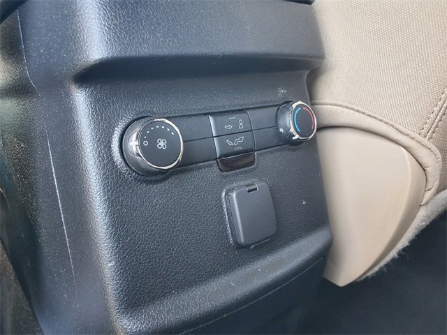 Used 2016 Ford Explorer FWD image 29