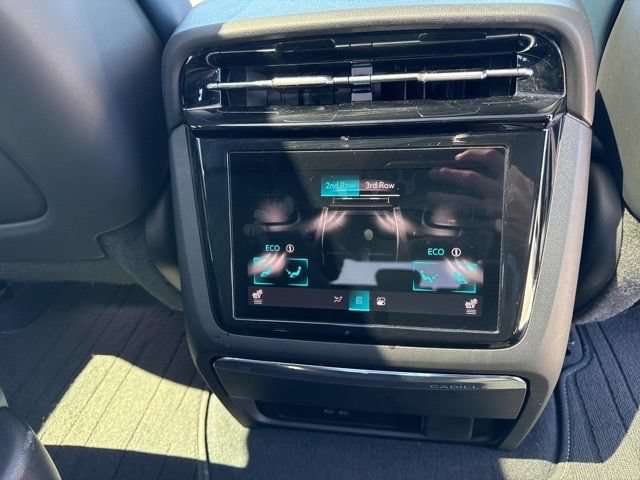 Used 2025 Cadillac Escalade IQ Luxury 2 w/ LPO, Premium Carpet Package AWD/4WD image 47