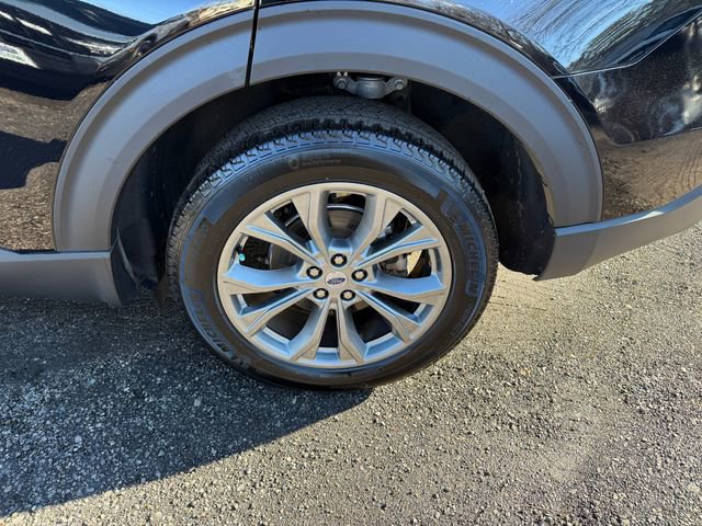 Used 2022 Ford Explorer XLT w/ Equipment Group 202A image 22