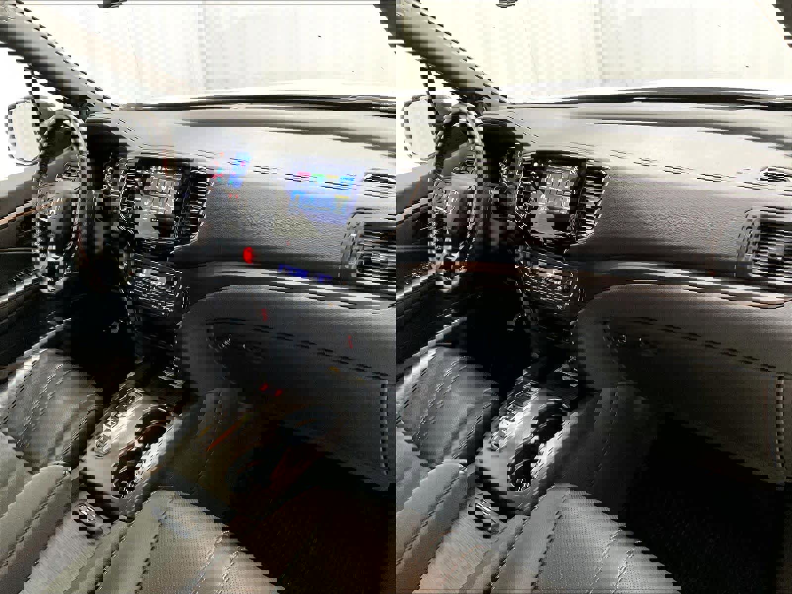 Used 2022 Honda Pilot TrailSport image 14