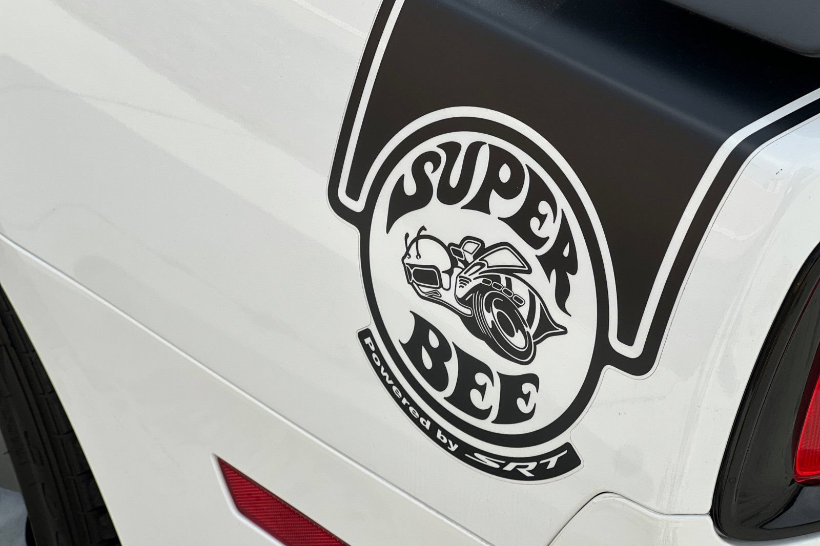 Used 2014 Dodge Charger SRT8 Super Bee w/ Satin Vapor Edition RWD image 24