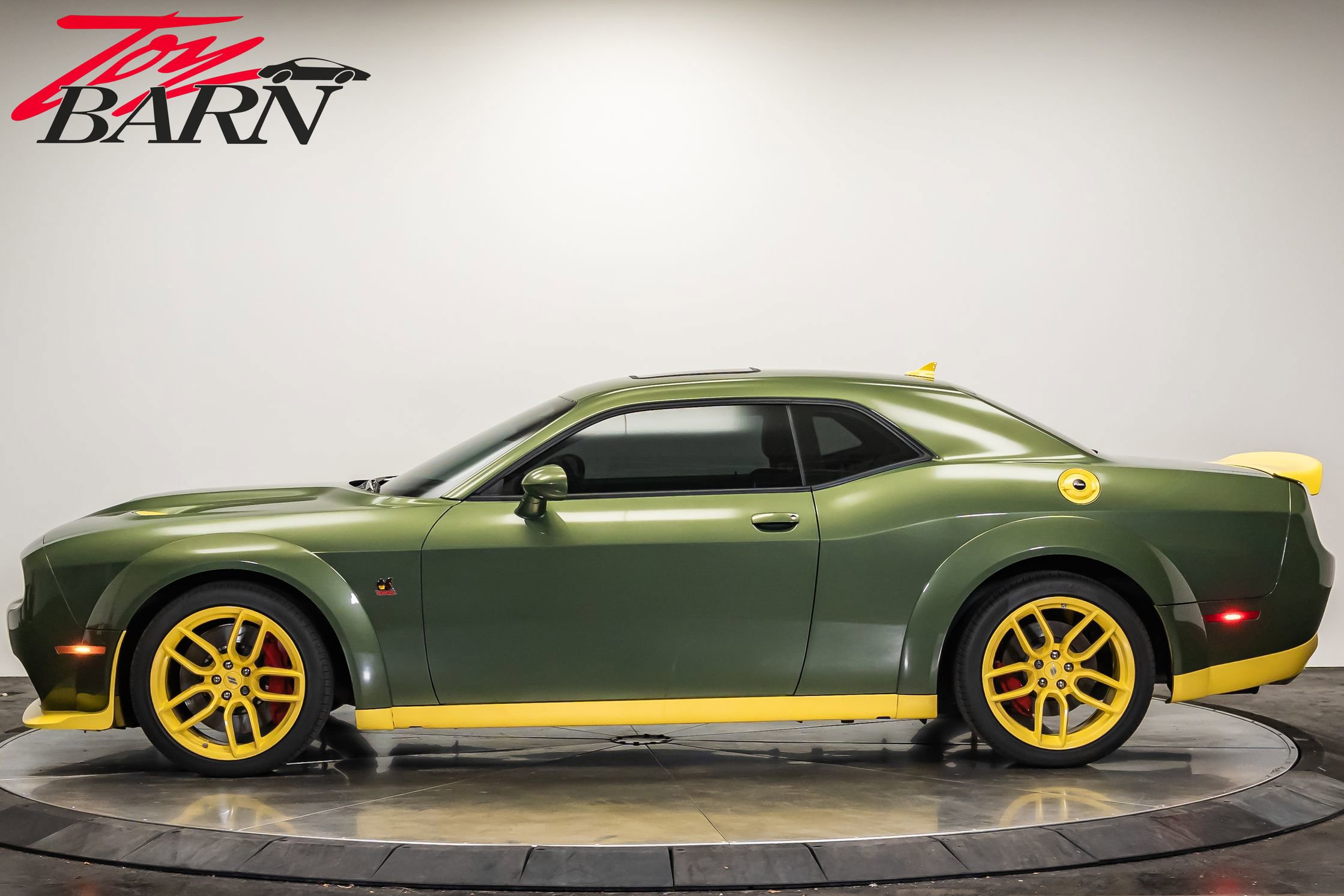 Used 2022 Dodge Challenger R/T Scat Pack image 2