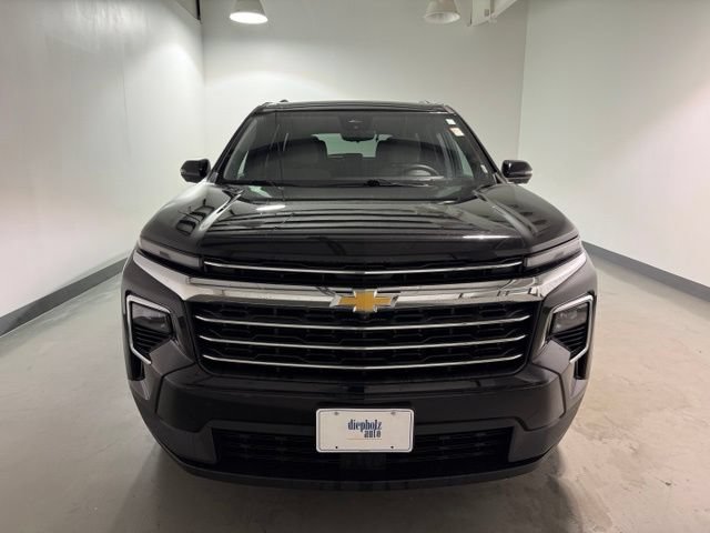 Certified 2026 Chevrolet Traverse LT w/ Driver Confidence Package FWD image 2