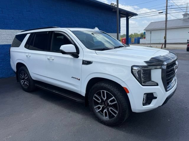 Used 2021 GMC Yukon AT4 w/ Rear Media and Nav Package AWD/4WD image 3