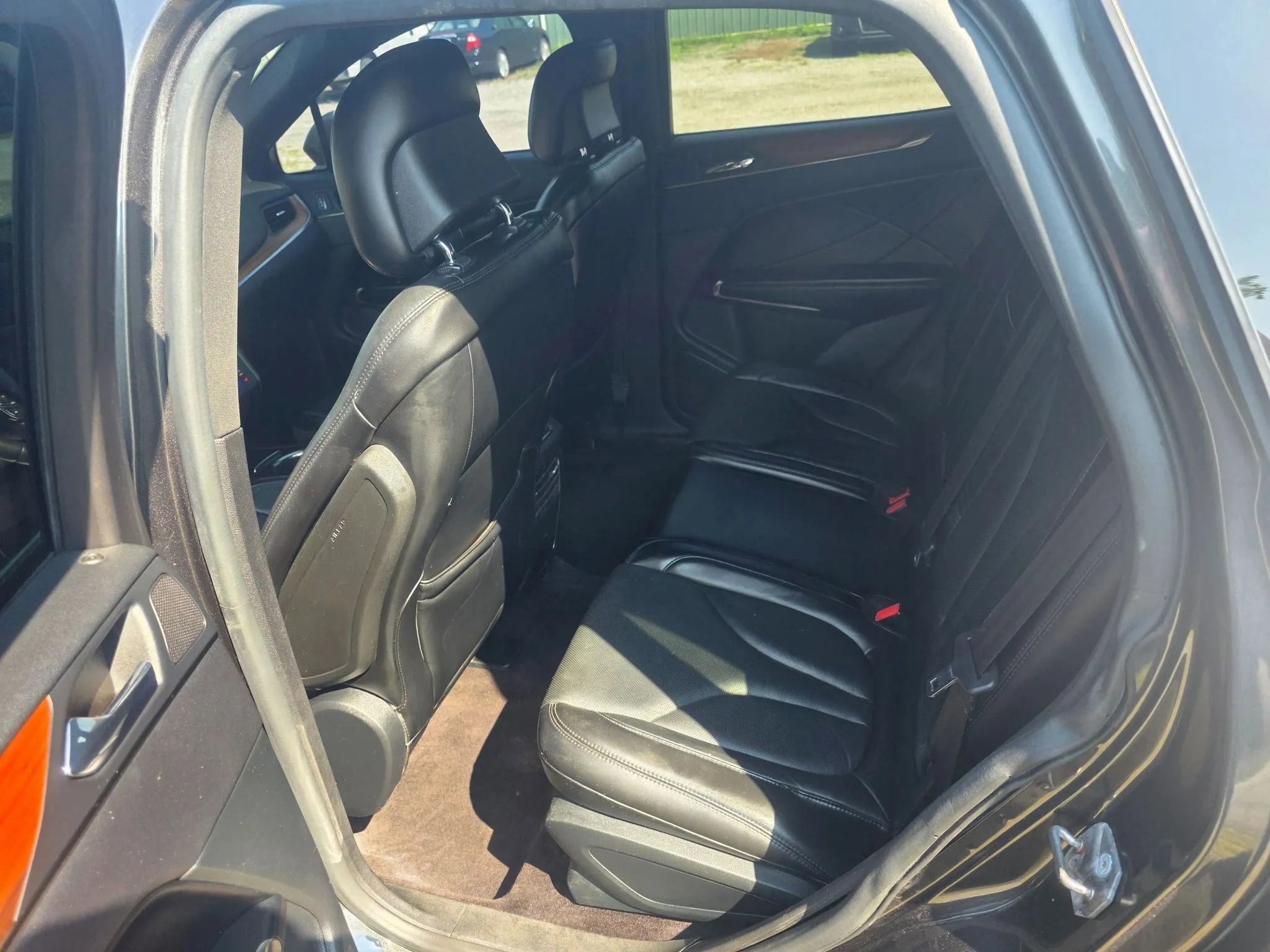 Used 2017 Lincoln MKC Reserve w/ Lincoln MKC Climate Package image 18