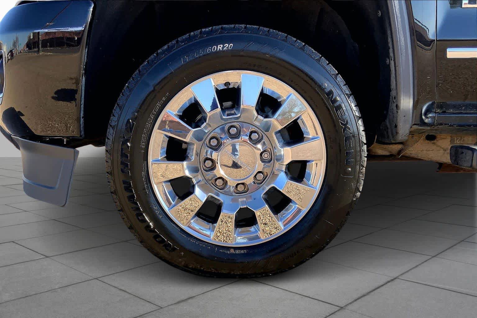 Used 2018 GMC Sierra 2500 Denali w/ Duramax Plus Package image 10