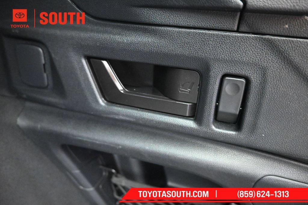 Used 2024 Subaru Outback Limited AWD/4WD image 30