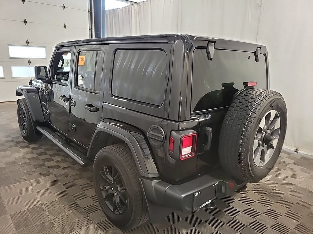 Used 2021 Jeep Wrangler Unlimited Sahara w/ Dual Top Group AWD/4WD image 4