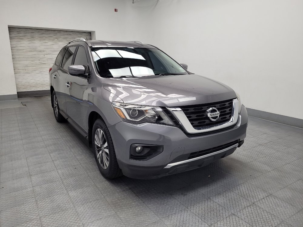 Used 2017 Nissan Pathfinder SV FWD image 13