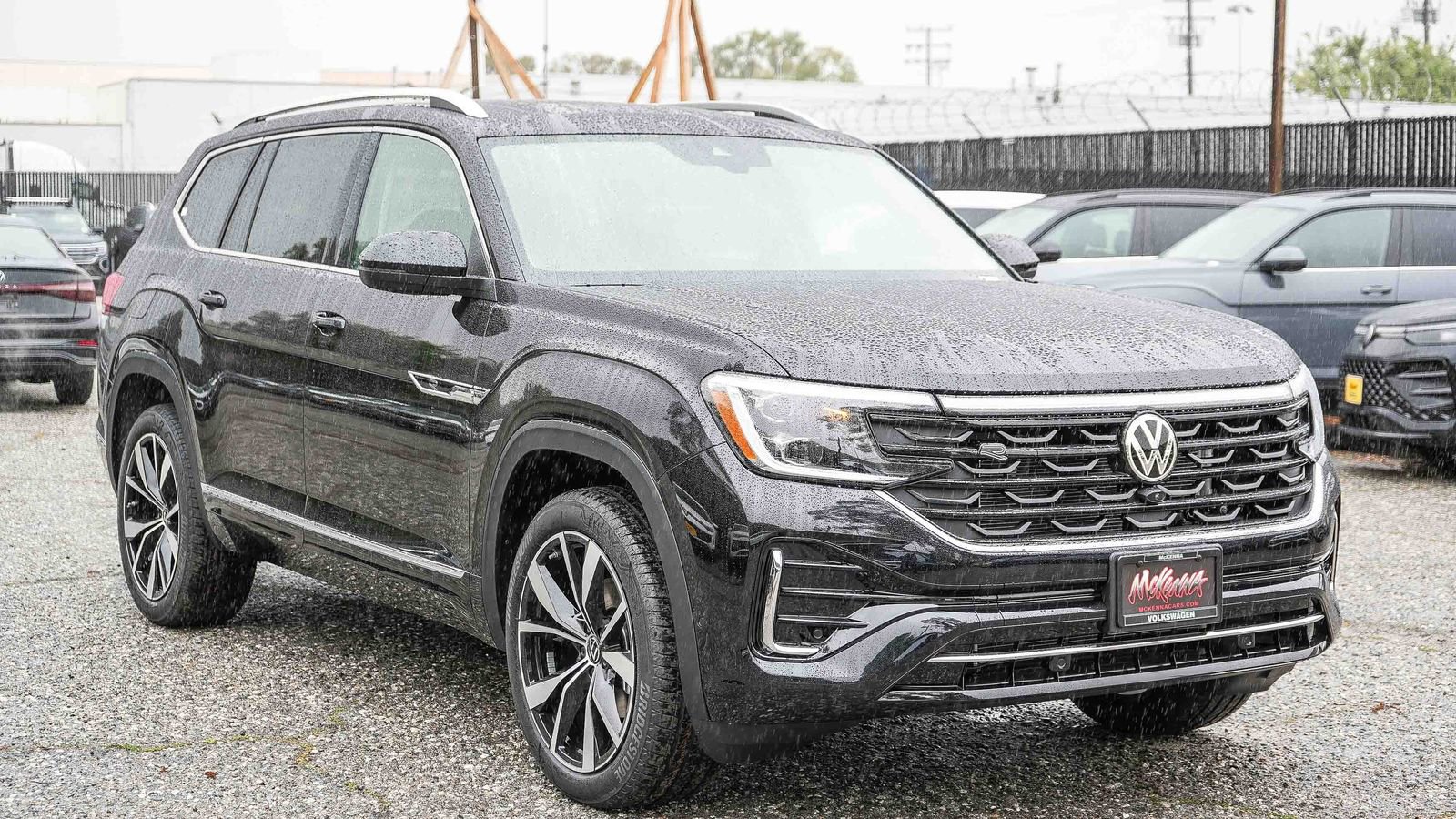 New 2026 Volkswagen Atlas SEL Premium R-Line image 3