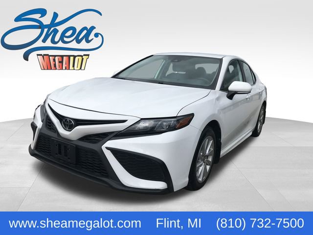 Used 2023 Toyota Camry SE