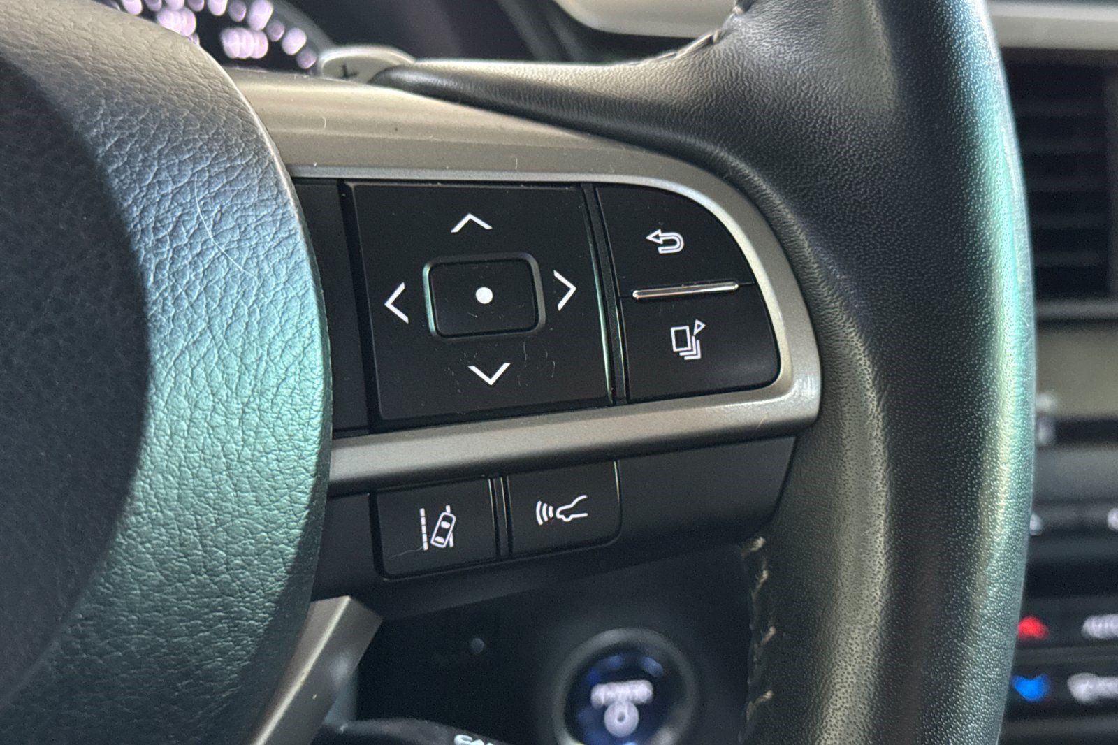Certified 2021 Lexus RX 450h AWD w/ Premium Package image 32