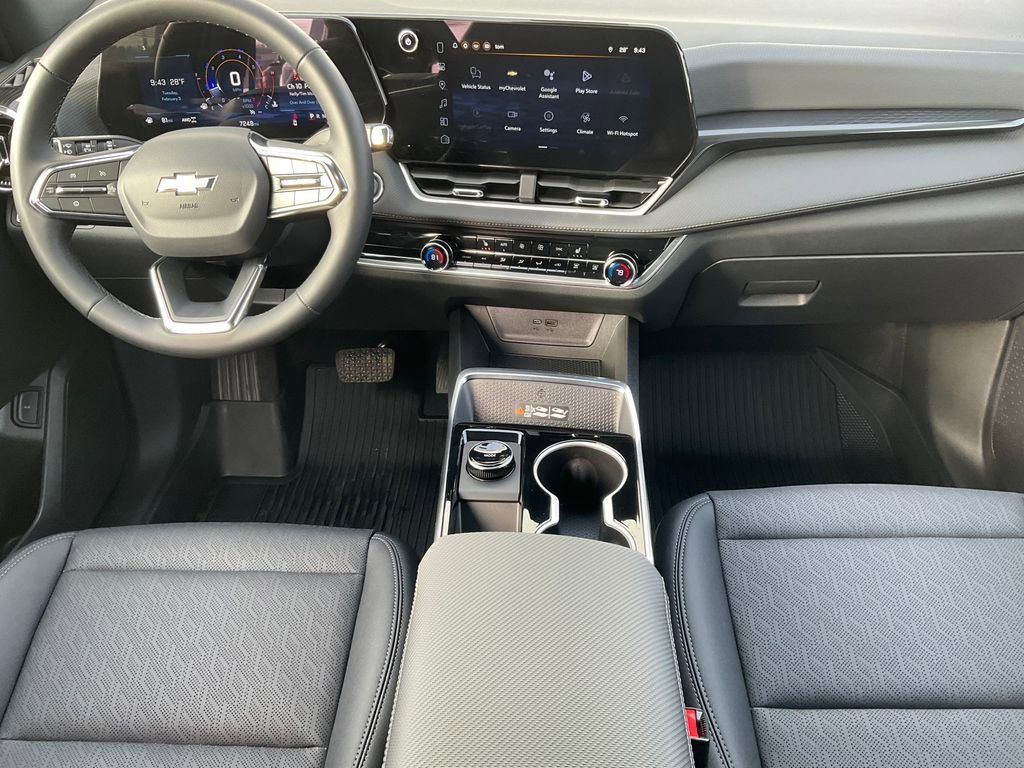 Used 2026 Chevrolet Equinox LT w/ Convenience Package II image 3