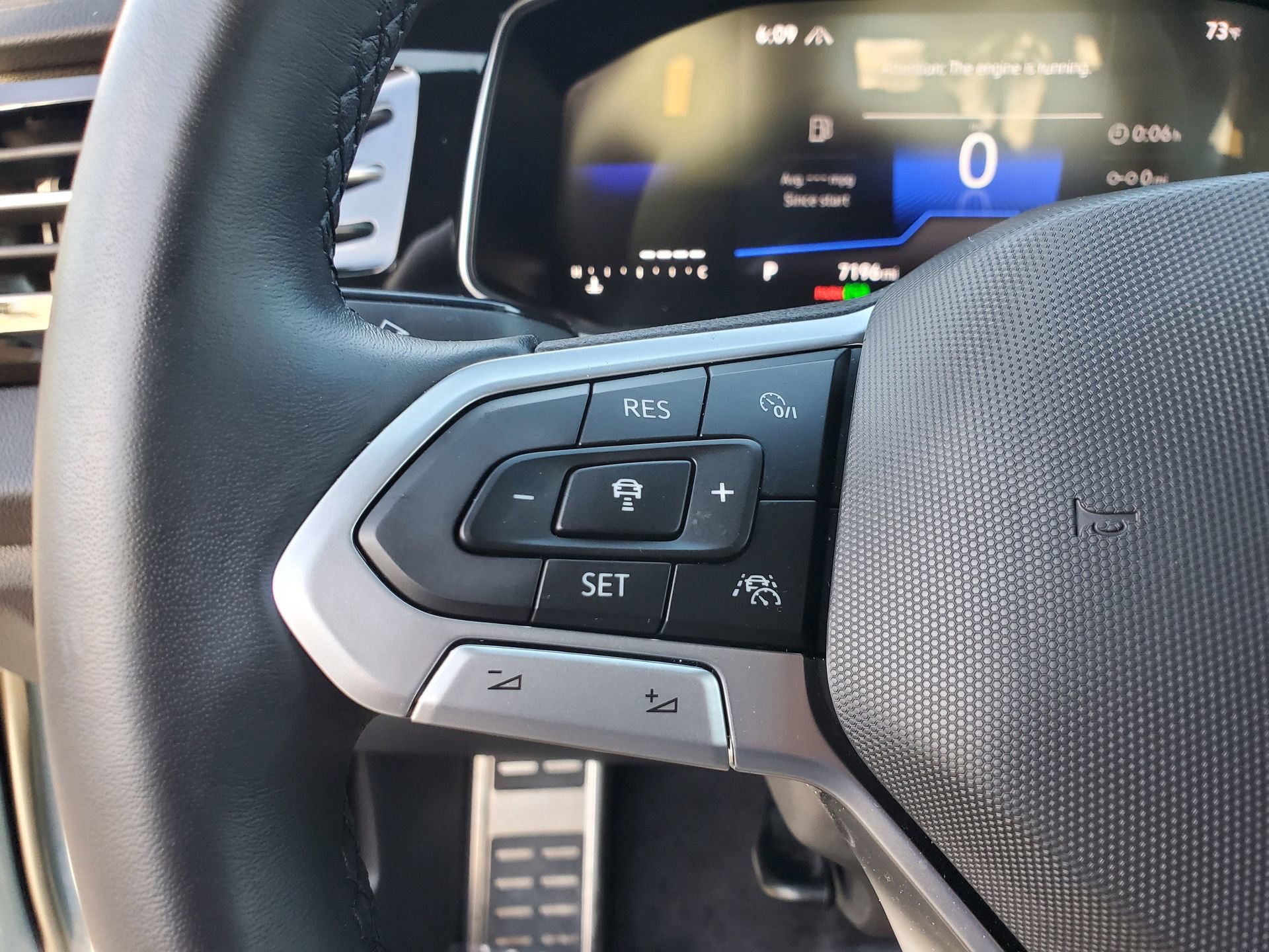 Used 2025 Volkswagen Jetta Sport image 21