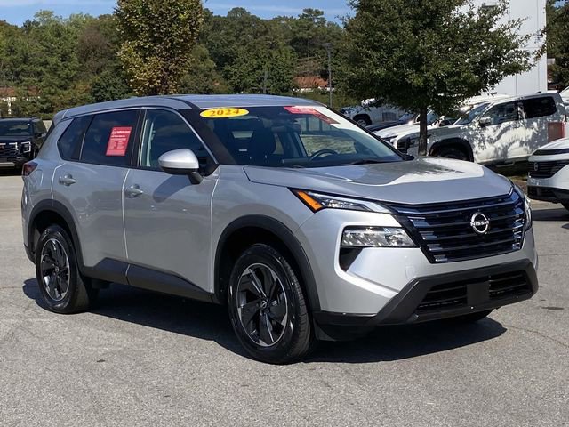 Used 2024 Nissan Rogue SV