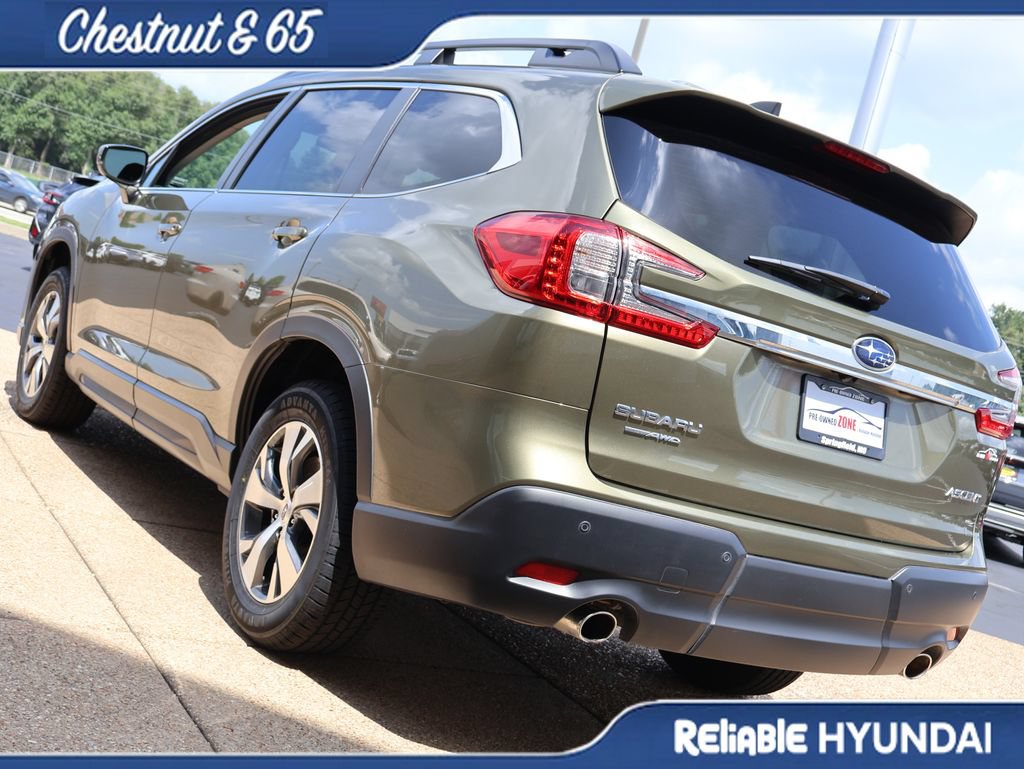 Used 2025 Subaru Ascent Premium AWD/4WD image 4