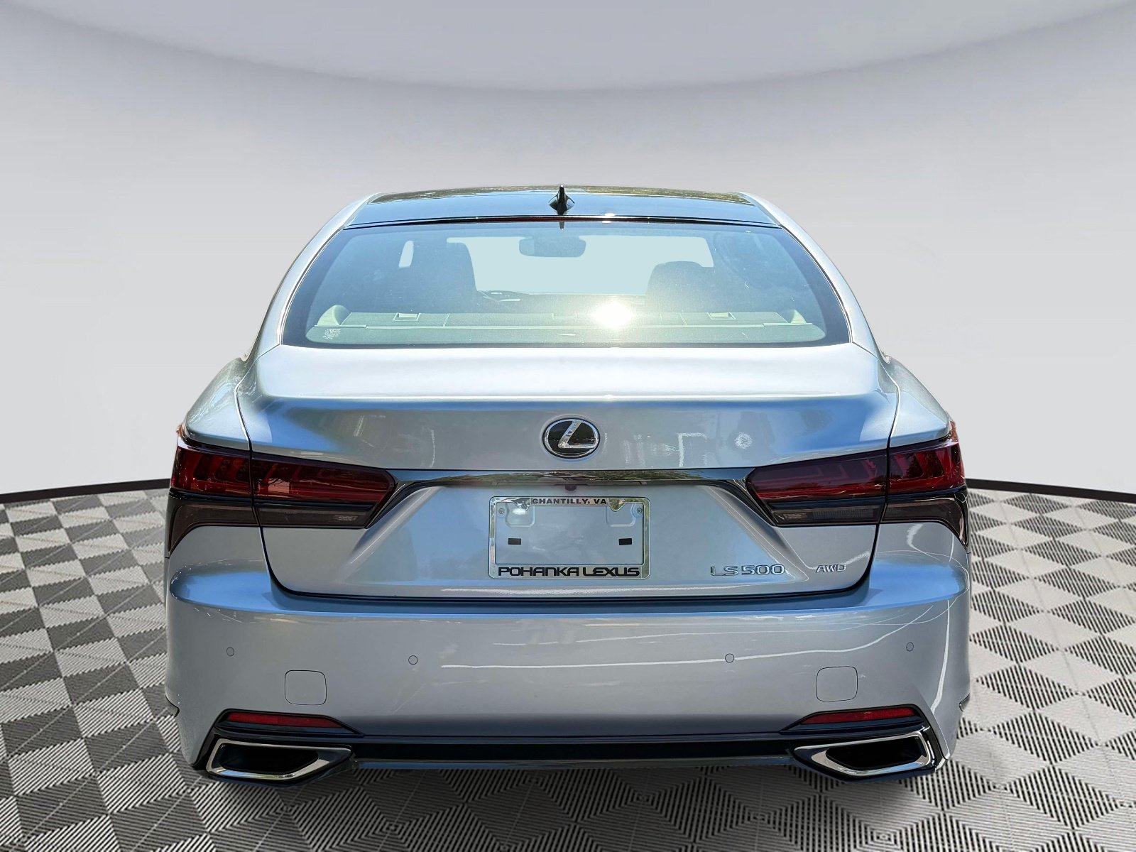 Used 2022 Lexus LS 500 F Sport w/ Accessory Package (Z1) AWD/4WD image 3