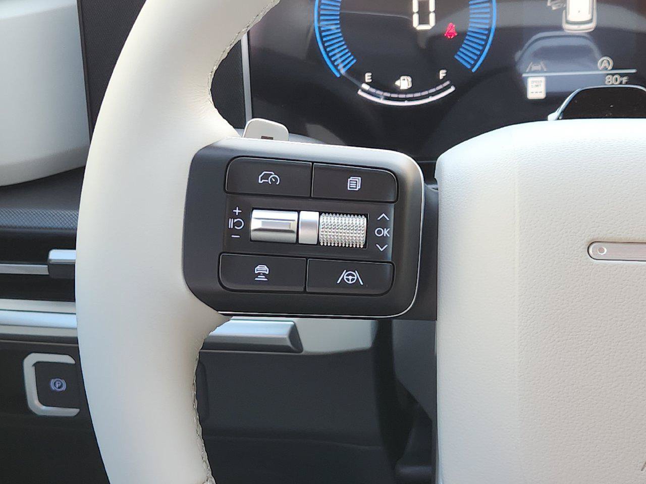 New 2026 Hyundai Santa Fe SEL FWD image 26