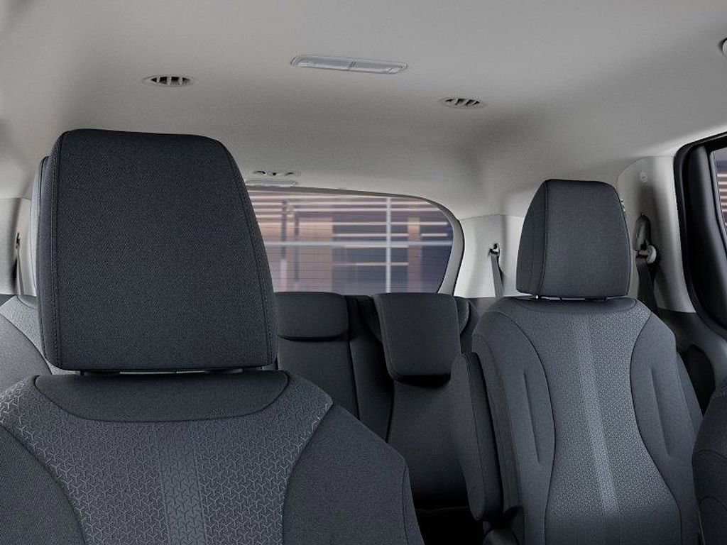 New 2026 Kia Carnival LX image 27