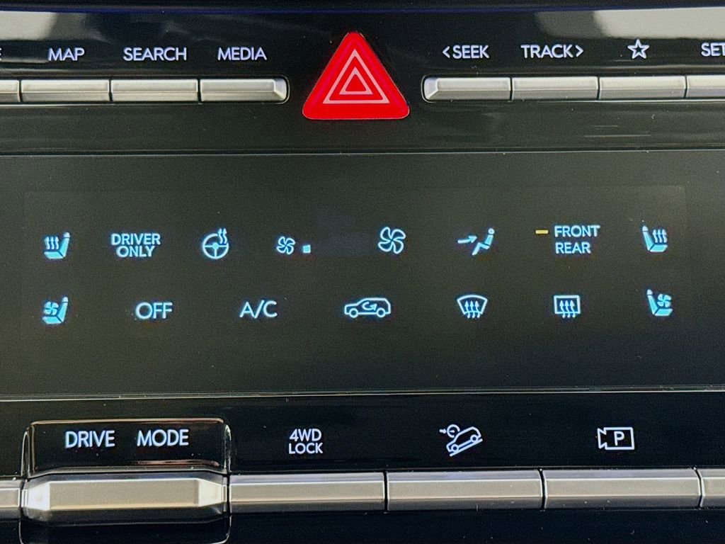 Certified 2026 Hyundai Santa Fe Limited image 21