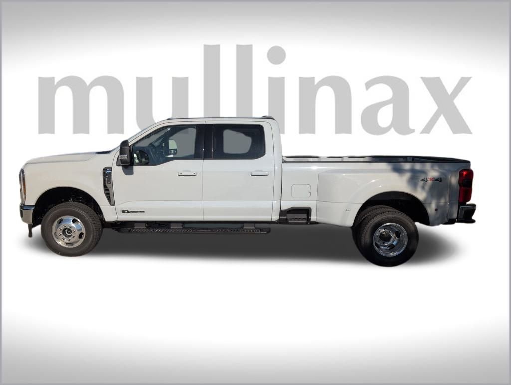 New 2026 Ford F350 XLT image 10