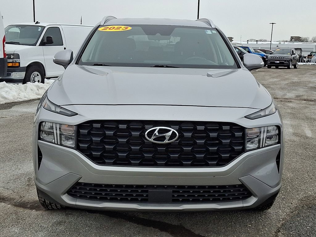 Used 2023 Hyundai Santa Fe SEL AWD/4WD image 4