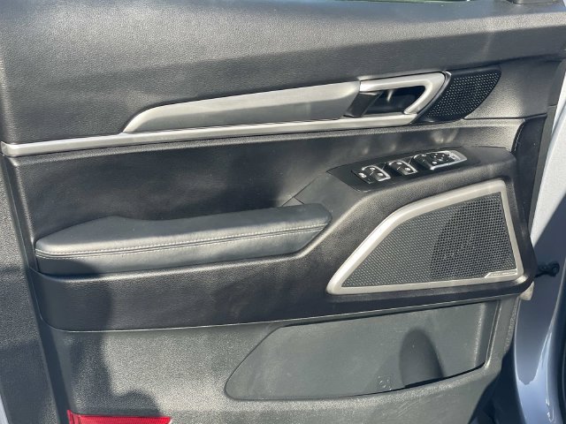 Used 2022 Kia Telluride S FWD image 19