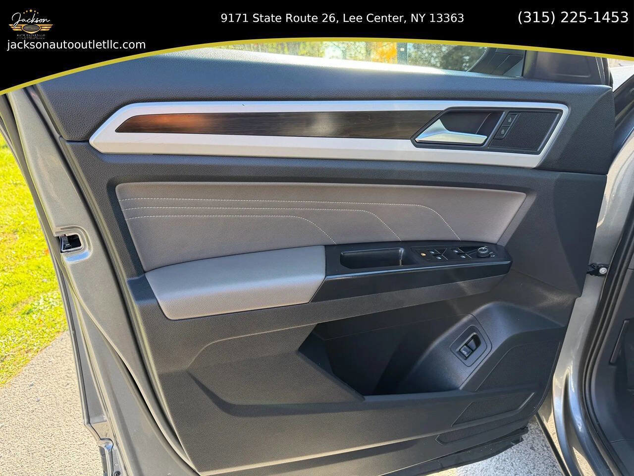Used 2021 Volkswagen Atlas SE image 7