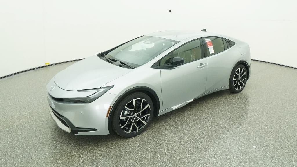New 2026 Toyota Prius Plug-In Hybrid FWD video 1