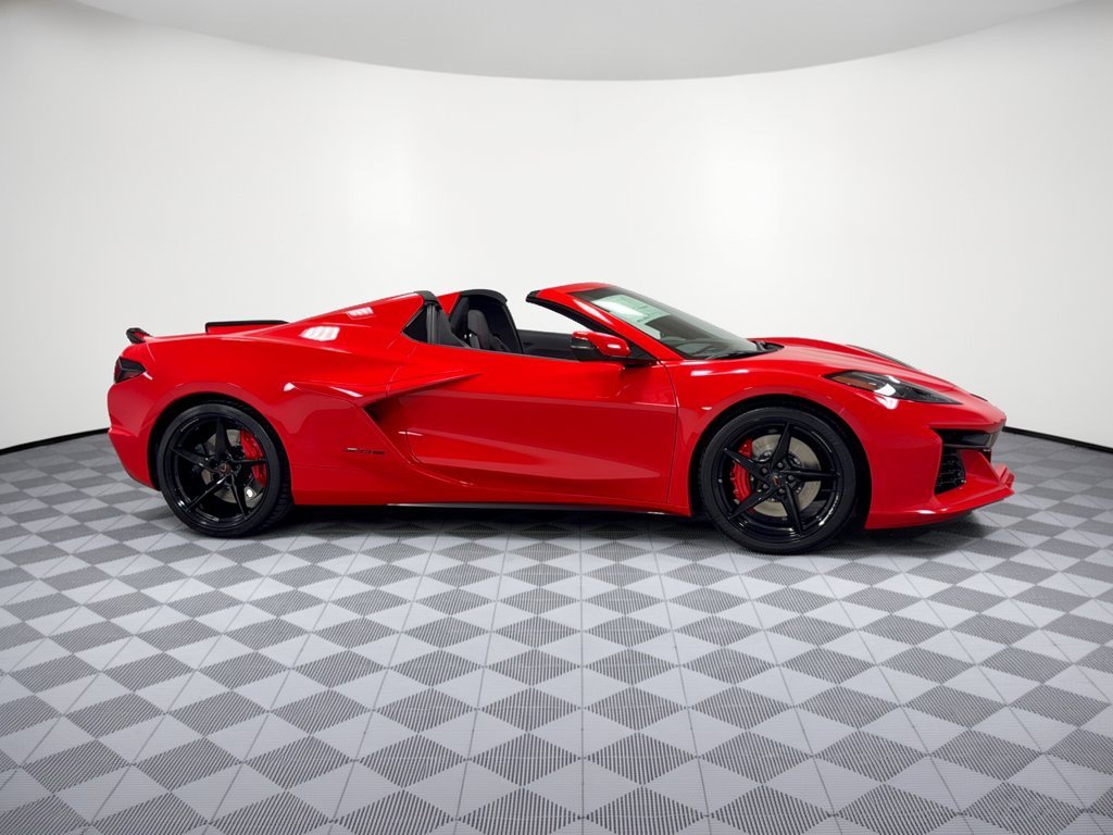 New 2027 Chevrolet Corvette Z06 RWD image 8