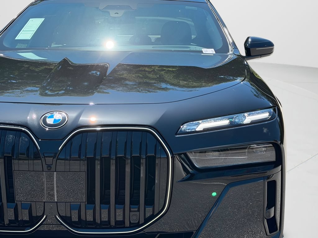 New 2026 BMW 740i w/ Executive Package RWD image 25