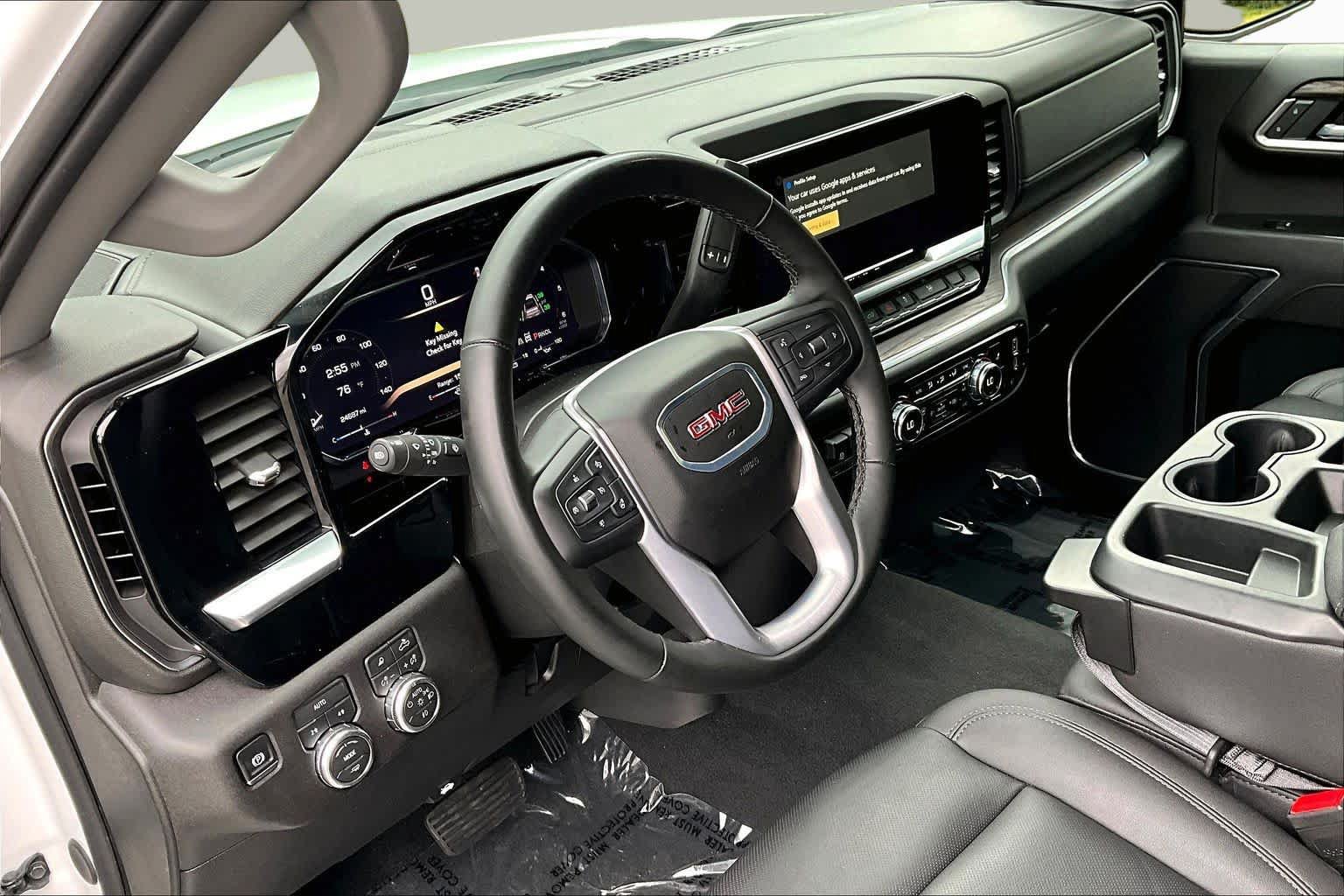 Used 2026 GMC Sierra 1500 SLT AWD/4WD image 18