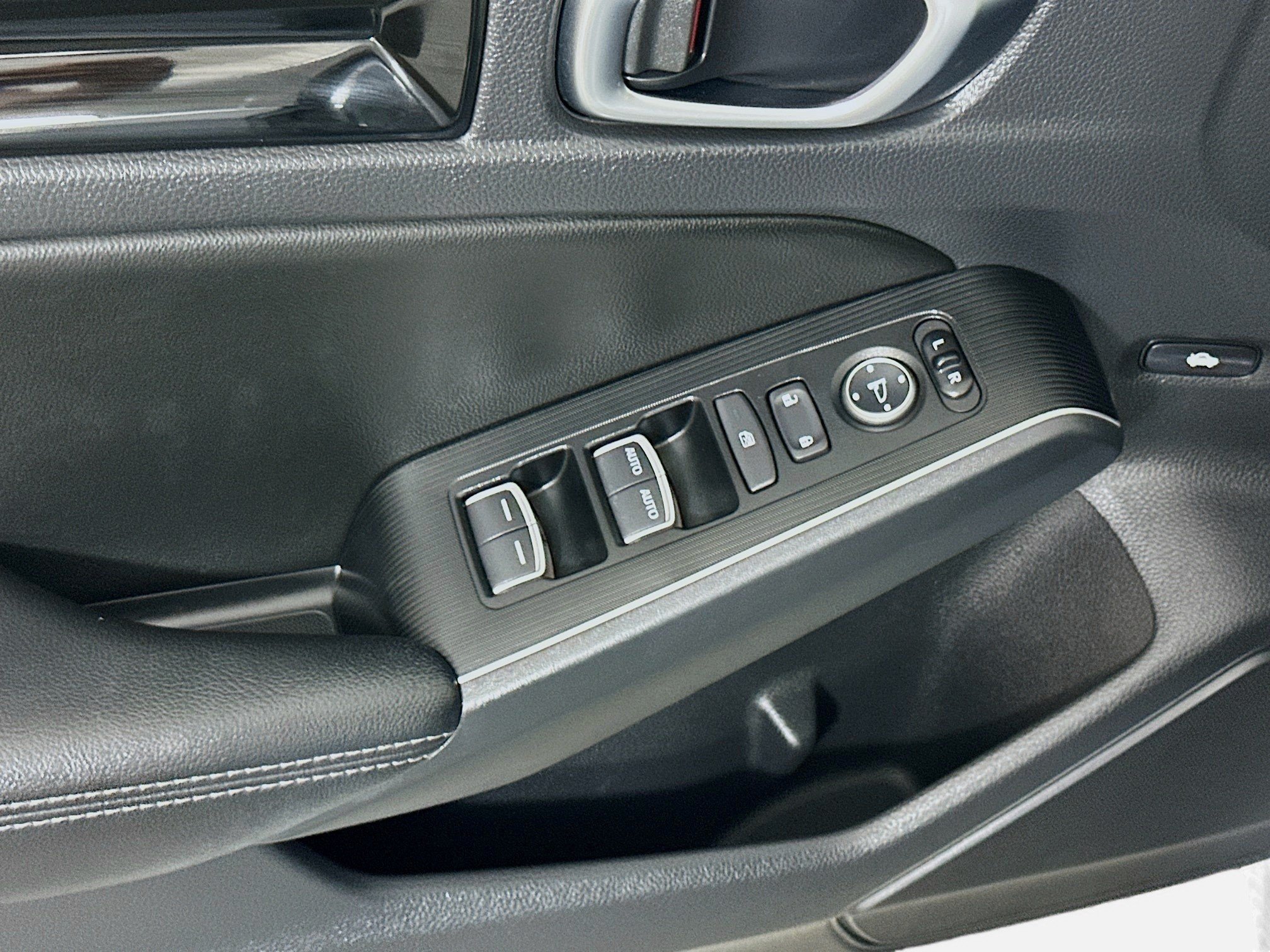 Certified 2022 Honda Civic Touring image 16