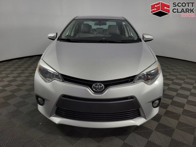 Used 2016 Toyota Corolla LE FWD image 2
