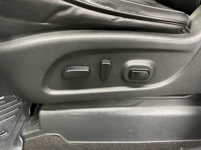 Used 2017 Nissan Titan PRO-4X image 24