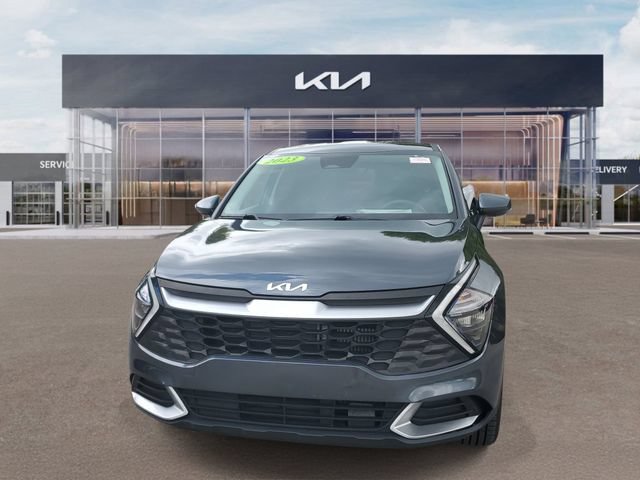 Used 2023 Kia Sportage LX AWD/4WD image 2