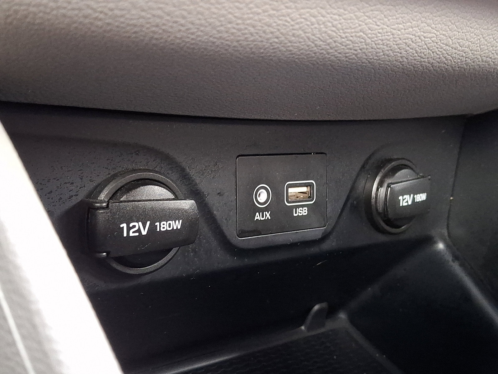 Used 2020 Hyundai Tucson SE image 24