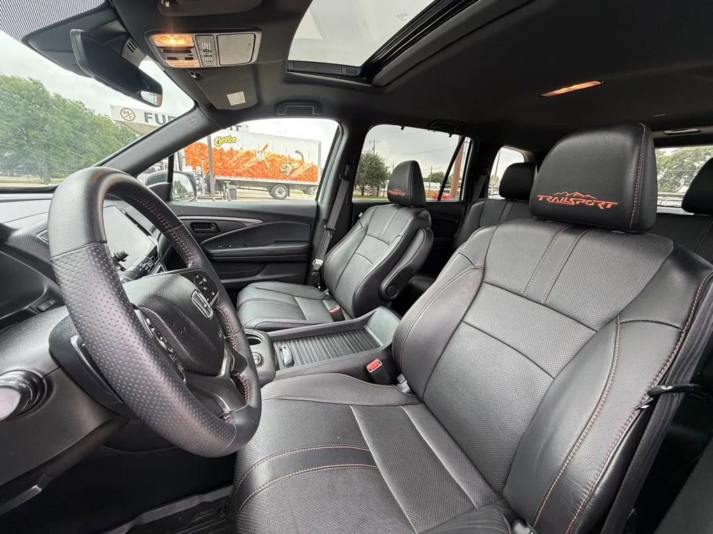 Used 2022 Honda Passport TrailSport image 10