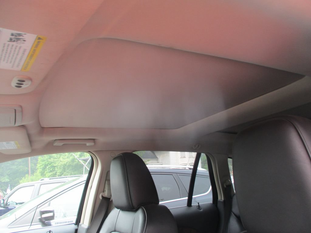 Used 2012 Lincoln MKX AWD image 16