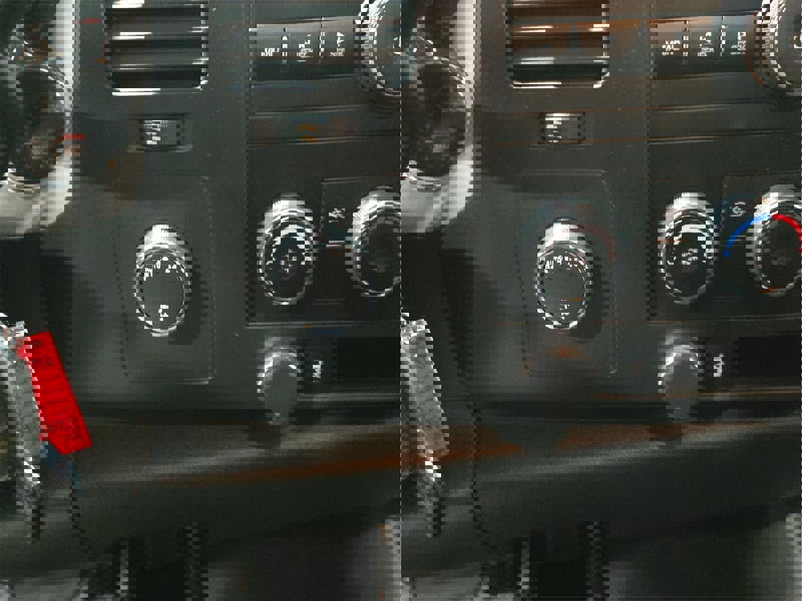 Used 2013 GMC Sierra 1500 SLE image 13