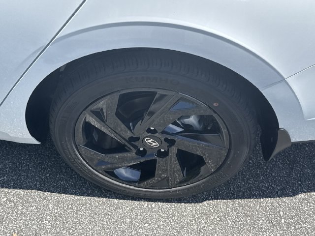 New 2026 Hyundai Elantra Sport FWD image 21