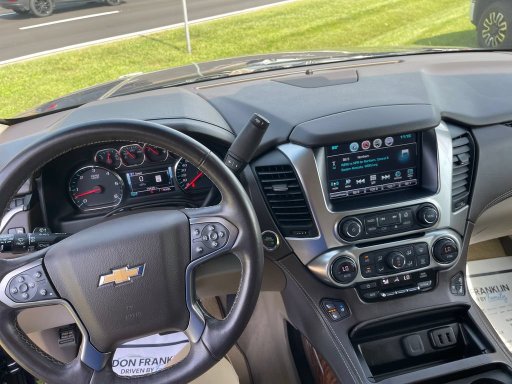 Used 2020 Chevrolet Tahoe Premier AWD/4WD image 16