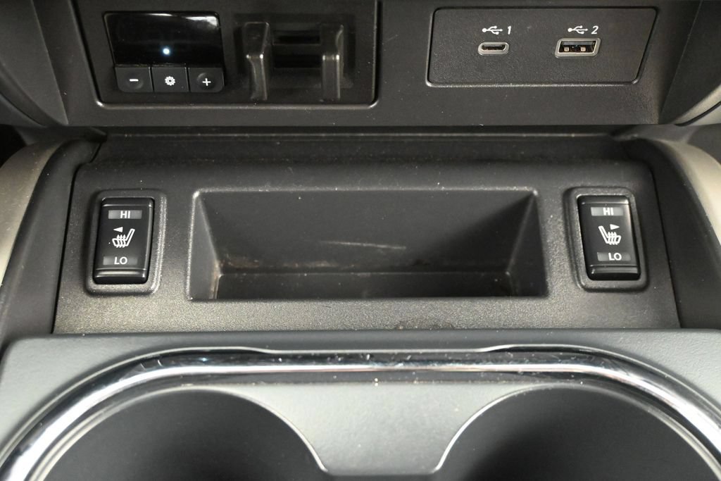 Used 2024 Nissan Titan SV w/ SV Convenience Package AWD/4WD image 28