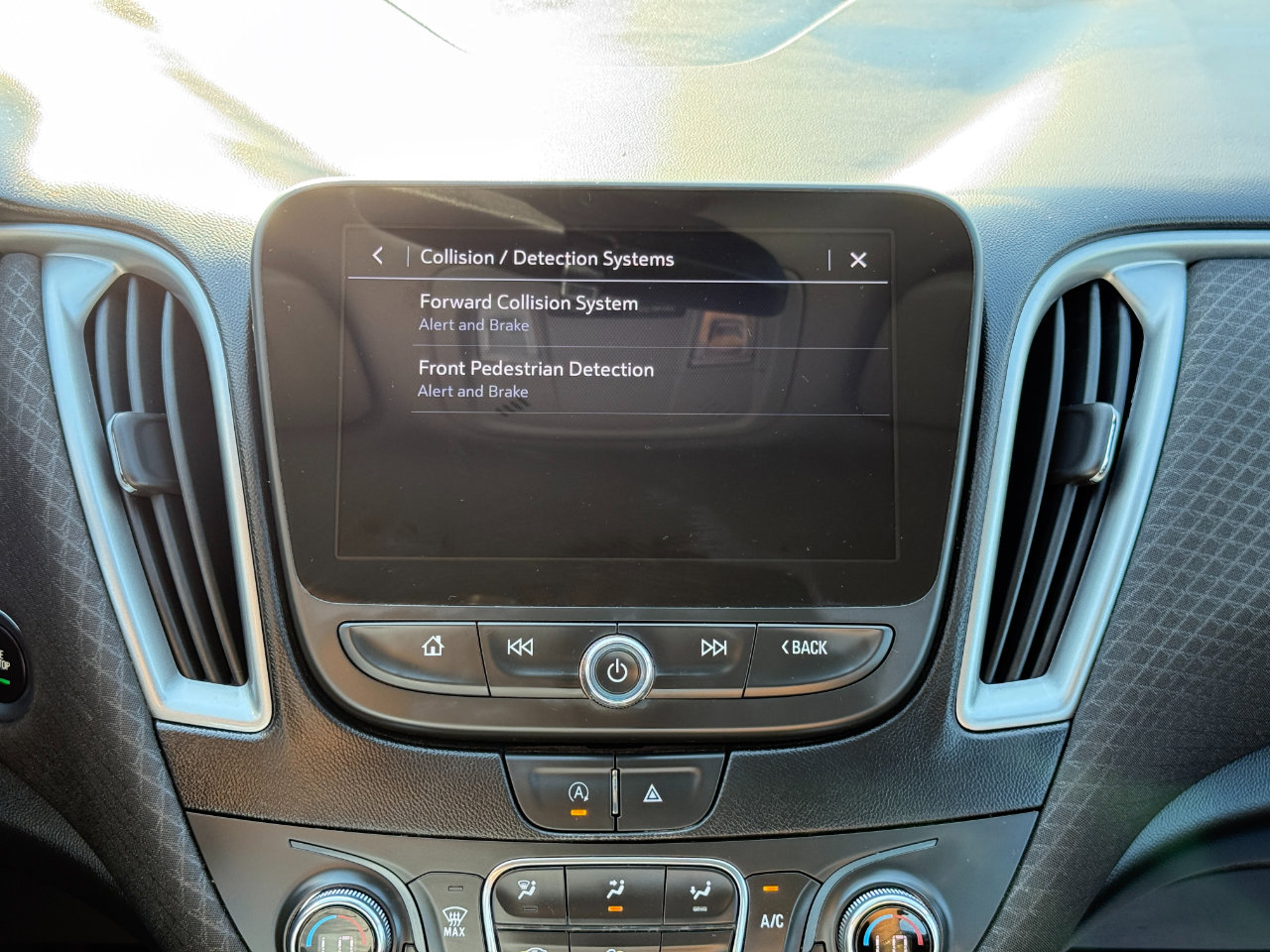 Used 2023 Chevrolet Malibu LT image 59