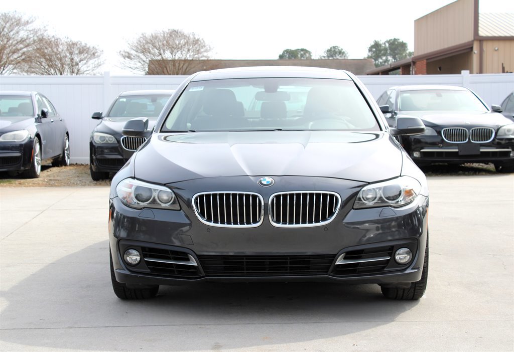 Used 2015 BMW 528i Sedan image 2