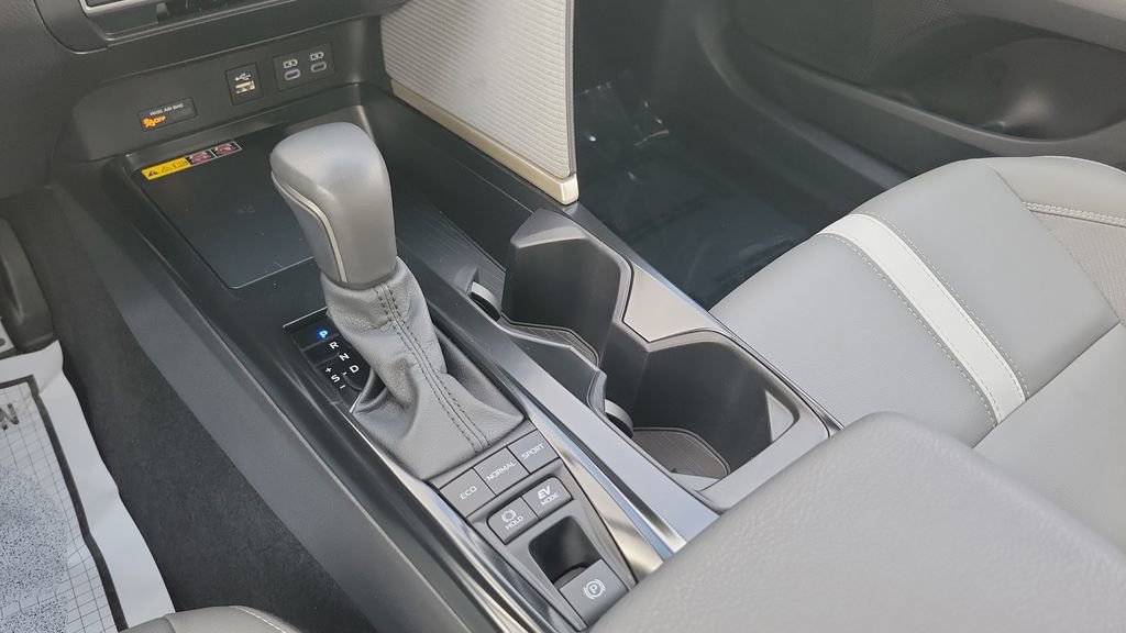 Certified 2025 Toyota Camry SE image 18
