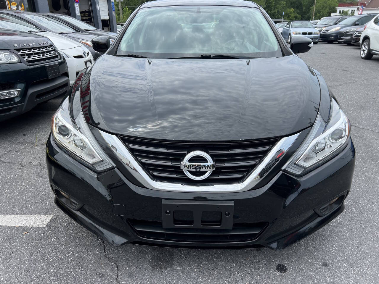 Used 2016 Nissan Altima 2.5 SV w/ Convenience Package FWD image 2